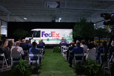FedEx EV Rollout Launch Event, Toronto, ON (CNW Group/Federal Express Canada Corporation)