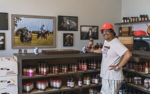 GRAND PRAIRIE-BASED ZAVALA'S BARBECUE AND LONE STAR BEER ANNOUNCE THE "BACKYARD BBQ BOX" - A SUBSCRIPTION SERVICE PROVIDING RUBS, SAUCES, SEASONINGS AND MORE TO BACKYARD BBQ ENTHUSIASTS
