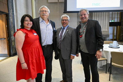 Senator Marty Klyne with NAACA Board Members (CNW Group/National Aboriginal Capital Corporations Association)