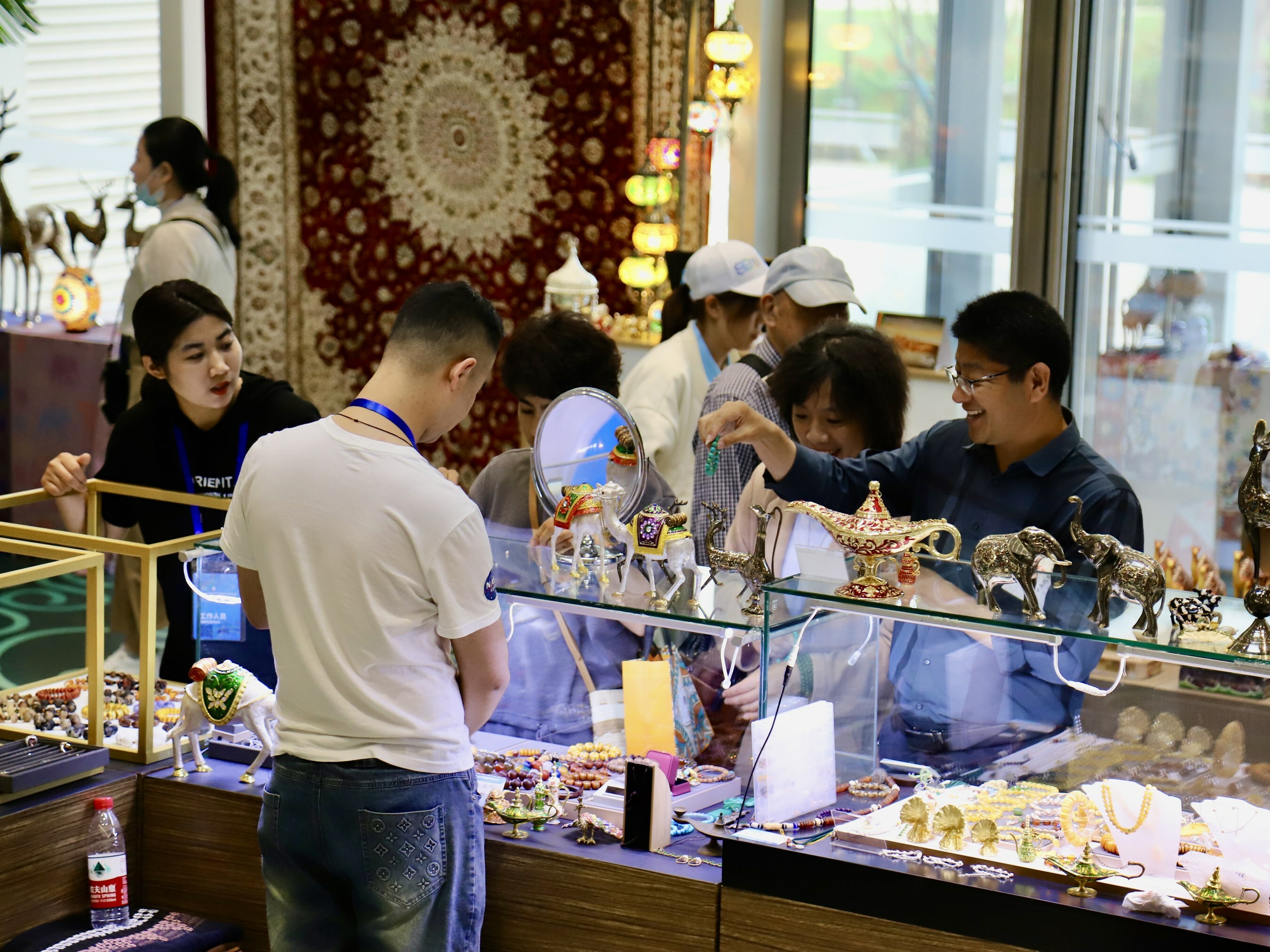 Unable to view the image, Please provide a valid URL.