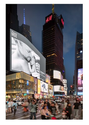 Dove Men+Care received photo submissions from the newest dads and quickly transformed them into outdoor digital billboards