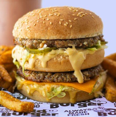 Famous Burger by Odd Burger (CNW Group/Odd Burger Corporation)