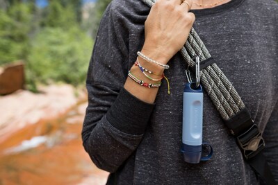 The LifeStraw Peak Series Solo Water Filter is ultra-lightweight at only 1.7 ounces, compact at just 5.1 inches and portable. It removes bacteria, parasites, microplastics, silt, sand, and cloudiness from drinking water.