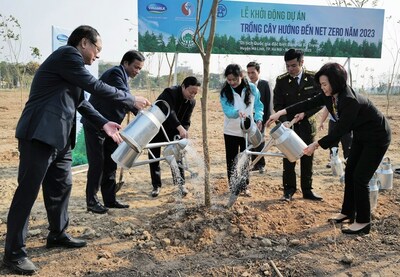 Vinamilk and the Ministry of Natural Resources and Environment kicked off the tree planting initiative working towards Net Zero 2023 – 2027 goals with a total budget of VND15 billion (USD630,000) in February 2023