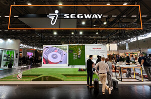Segway presents the Navimow with the innovation "VisionFence" at the spoga+gafa 2023 in Cologne