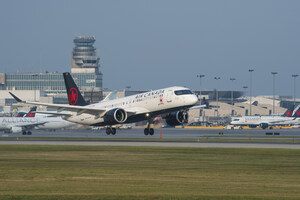 Air Canada annonce le paiement anticipé de prêts consentis par Exportation et développement Canada ayant servi à l'acquisition de 19 appareils A220-300 d'Airbus