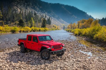 2023 Jeep® Gladiator ties for best midsize pickup