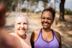 No mês de Conscientização da Catarata, pesquisa Alcon mostra papel da boa visão na qualidade de vida