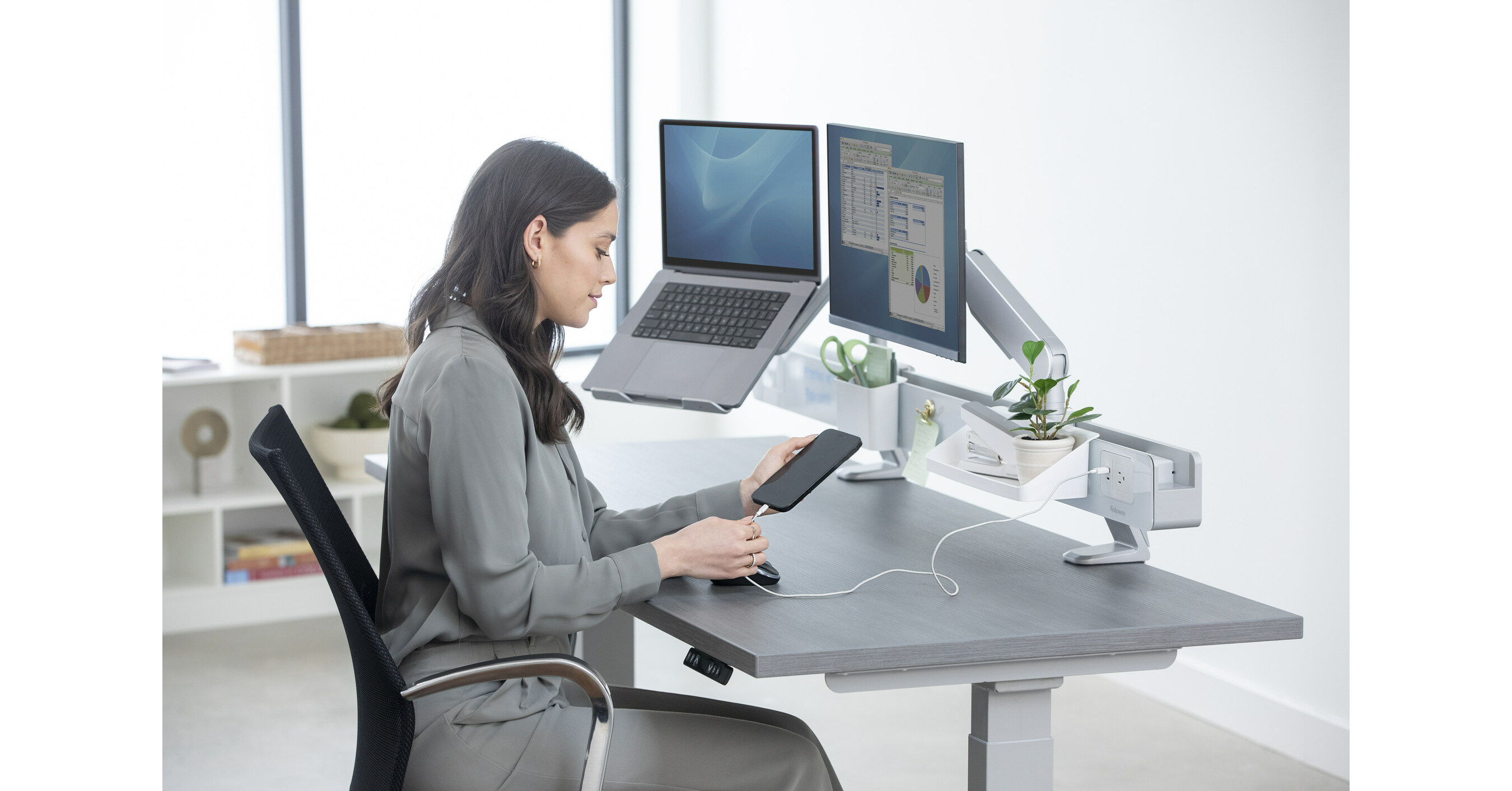 FELLOWES ANNOUNCES RELEASE OF RISING LOFT™ RAIL SYSTEM
