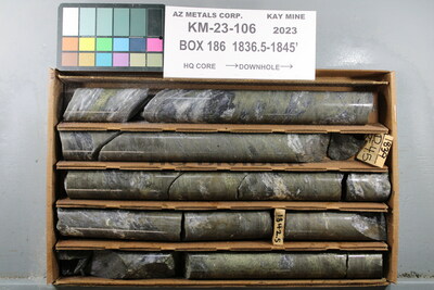 Figure 4. Core from hole KM-23-106 between 559.8 m and 562.4 m downhole, which is part of a broader interval of 10.4 m grading 5.1% copper, 3.1 g/t gold, 0.5 % zinc, and 23 g/t silver. See Table 1 for constituent elements, grades, metals prices and recovery assumptions used for CuEq % calculations. Analyzed metal equivalent calculations are reported for illustrative purposes only. (CNW Group/Arizona Metals Corp.)