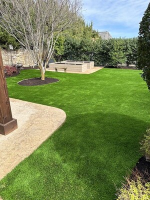 Artificial Grass Revitalizes Beautiful Dallas, TX Home