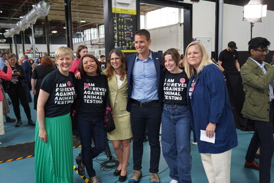 Pictured left to right: Sheryl Cutforth and Cecilia Butler from The Body Shop, Monica Engebretson from Cruelty-Free International, MP Adam van Koeverden, Hannah Clarke and Hilary Lloyd from The Body Shop (CNW Group/The Body Shop)
