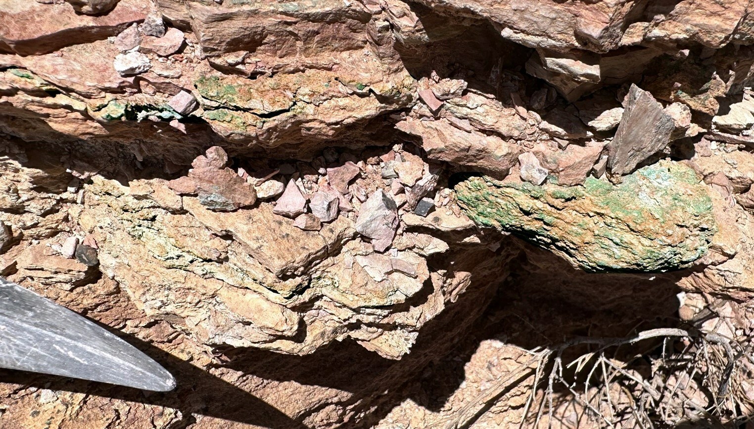 Figure 3 – Copper showing (malachite) outcrop at Tirzzit (CNW Group/Aya Gold & Silver Inc) Figure 3 – Copper showing (malachite) outcrop at Tirzzit (CNW Group/Aya Gold & Silver Inc)