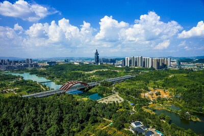 A beautiful view of Guanshanhu District of Guiyang,Guizhou province.(Photo by Cao Jingjian)