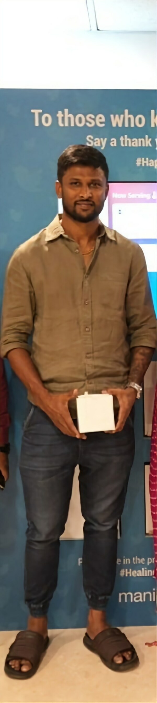 Unable to view the image, Please provide a valid URL.