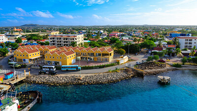 In addition to having a rich culture and pristine white beaches, the island of Bonaire is known as one of the world’s premier shore diving destinations (CNW Group/WESTJET, an Alberta Partnership)