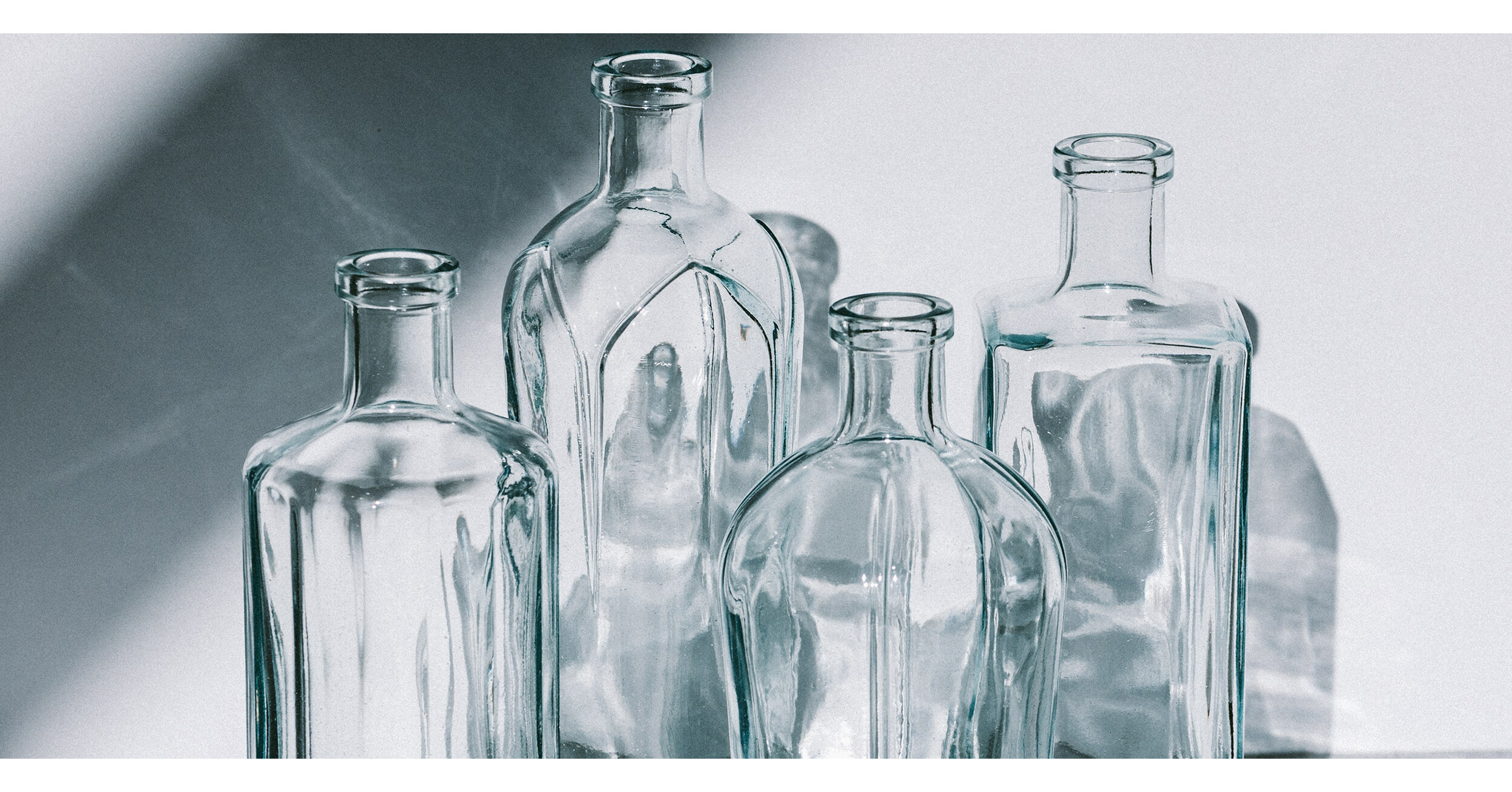 Beyond Ordinary Bottles: Discover the 5 Exceptional Features of