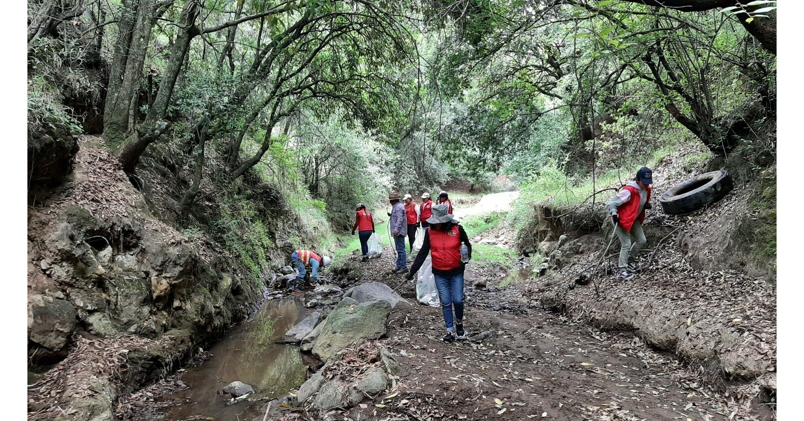 Agua Sta.María reafirma su compromiso comunitario; by Juan Carlos Machorro