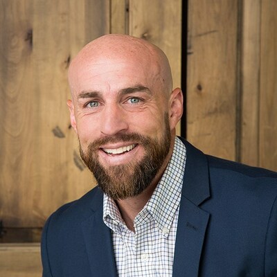 Power Selling Pros founder's third book on leadership now available for preorder