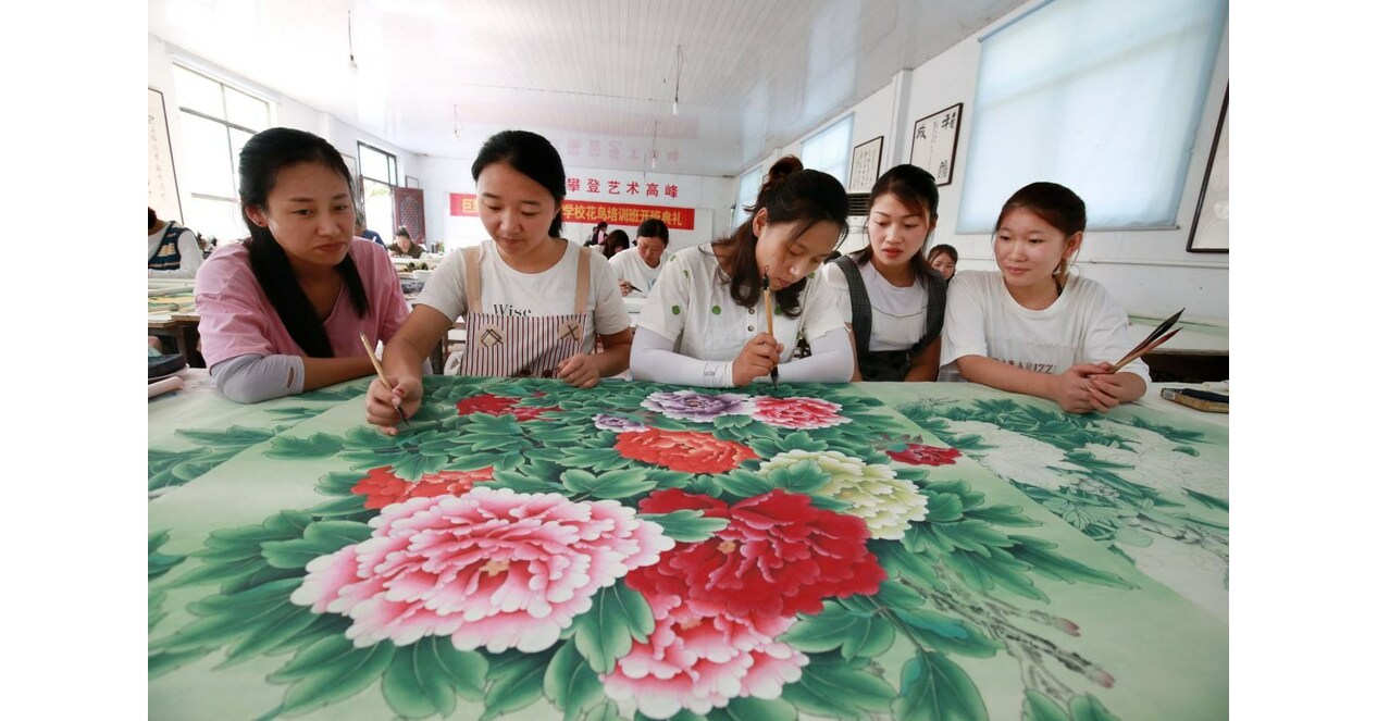Juye of Shandong: Uma Nova Vida Esbo&ccedil;ada nas Pinturas Detalhadas de Pe&ocirc;nia