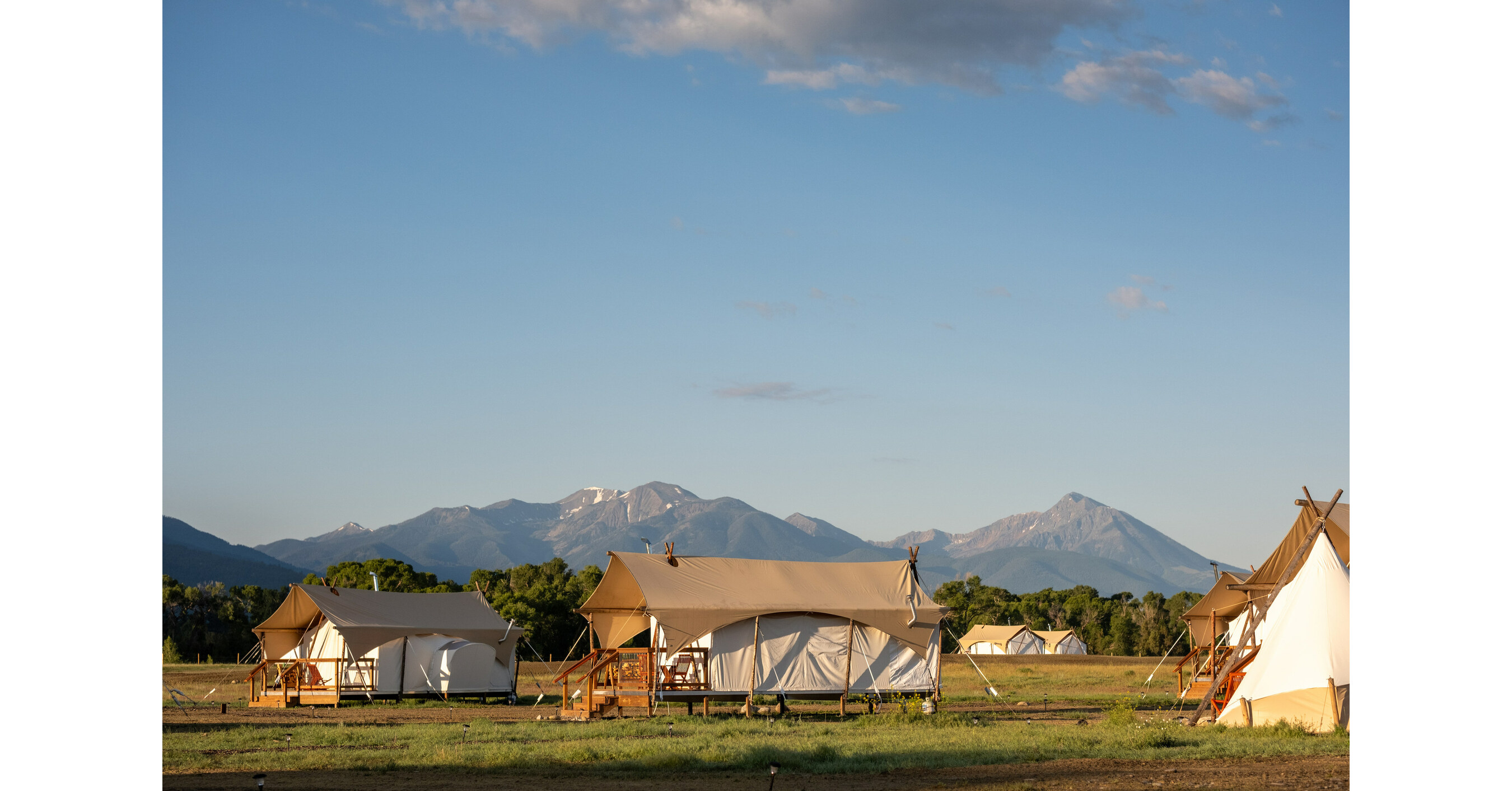 UNDER CANVAS NORTH YELLOWSTONE PARADISE VALLEY NOW OPEN