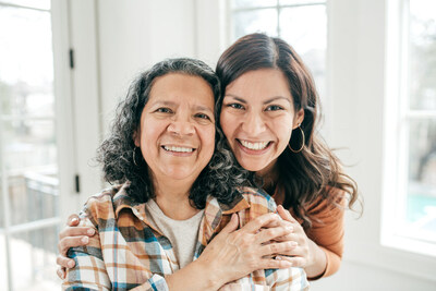 Trualta's Spanish content for family caregivers covers caregiver skills, including fall prevention, medication management, toileting and bathing.