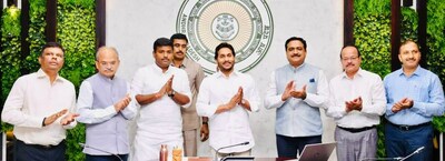 From L to R: Mr R Karikal Valaven, Special Chief Secretary to Government, Industries & Commerce, Government of Andhra Pradesh, Mr K. S Jawahar Reddy, Chief Secretary to Government of Andhra Pradesh, Mr Gudivada Amarnath, Minister for Industries, Infrastructure, Investment & Commerce, IT, Handlooms & Textiles Government of Andhra Pradesh, Mr YS Jagan Mohan Reddy, Hon’ble Chief Minister of Andhra Pradesh, Mr Rakesh Swami, Group President, Corporate Affairs, Godrej Industries Ltd, Mr CV Rao, Associate Vice President, Market and Business Development, Godrej Oil Palm Plantation, Godrej Agrovet Ltd, Mr Chiranjiv Choudhary, Principal Secretary, Agriculture and Marketing, Government of Andhra Pradesh (PRNewsfoto/Godrej Industries Limited)