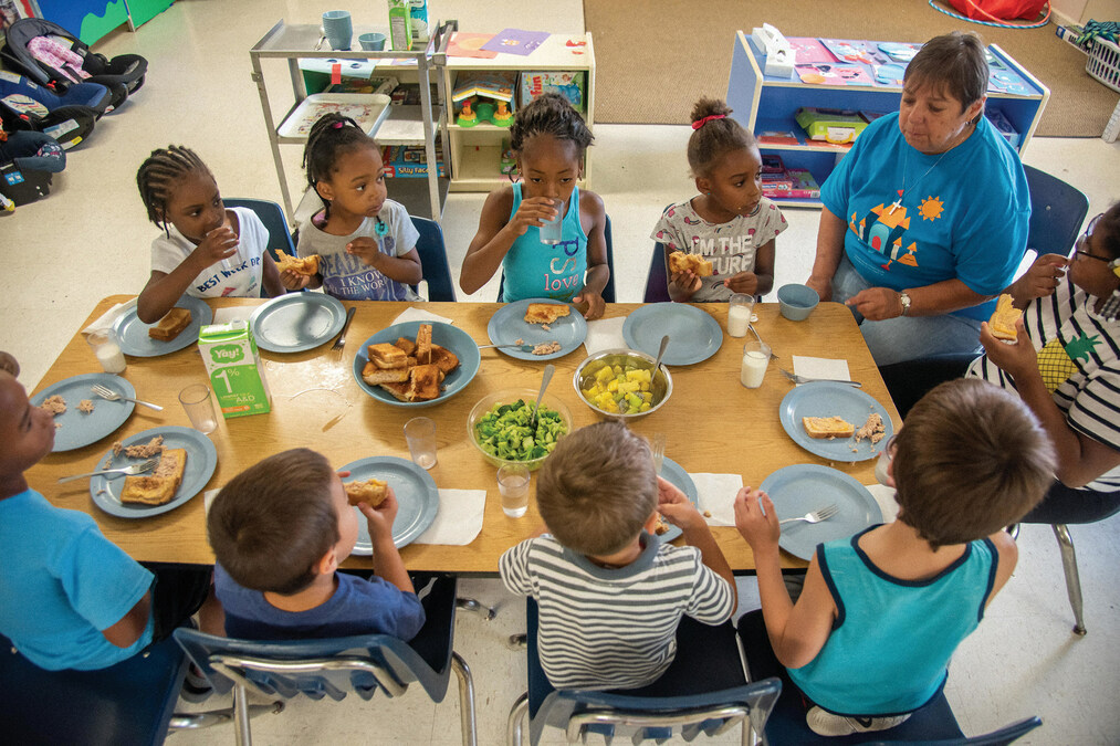 Tips for Encouraging Exploration and Learning in the Kitchen - Vimarsana News