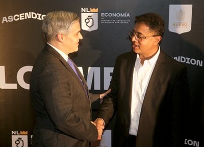 Iván Rivas Rodríguez, Secretary of Economy of the Government of the State of Nuevo León welcomes Ascendion CEO Karthik Krishnamurthy.