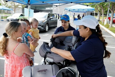 Hyundai and Children’s Hospital Los Angeles Host Child Safety Seat Check and Pedestrian Safety Event