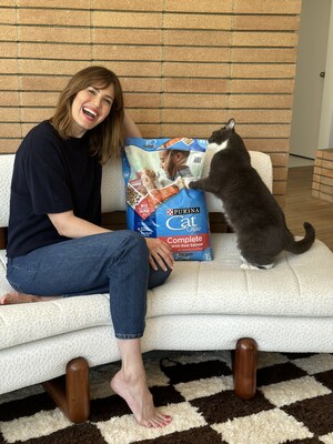To celebrate its 60th anniversary, Purina Cat Chow is teaming up with actress and singer Mandy Moore in search of personal stories from cat lovers nationwide that highlight the meaningful impact cats have on their lives. Cat Chow will select the top stories and compile them into the book ‘60 years, 60 stories: Celebrating the Extraordinary Impact of Cats’, available for pre-sale on October 31.