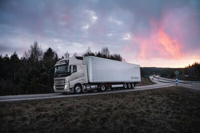 Volvo FH gas powered truck equipped with a Westport LNG HPDI™ fuel system