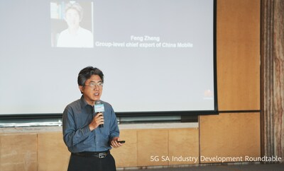 Feng Zheng, group-level chief expert of China Mobile (PRNewsfoto/Huawei)