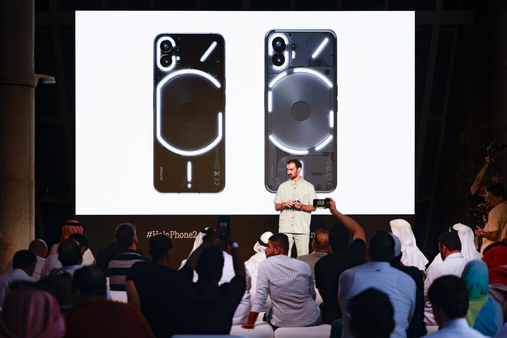 NOTHING PHONE (2) LAUNCHES IN THE MIDDLE EAST IN SPECTACULAR STYLE - Vimarsana News