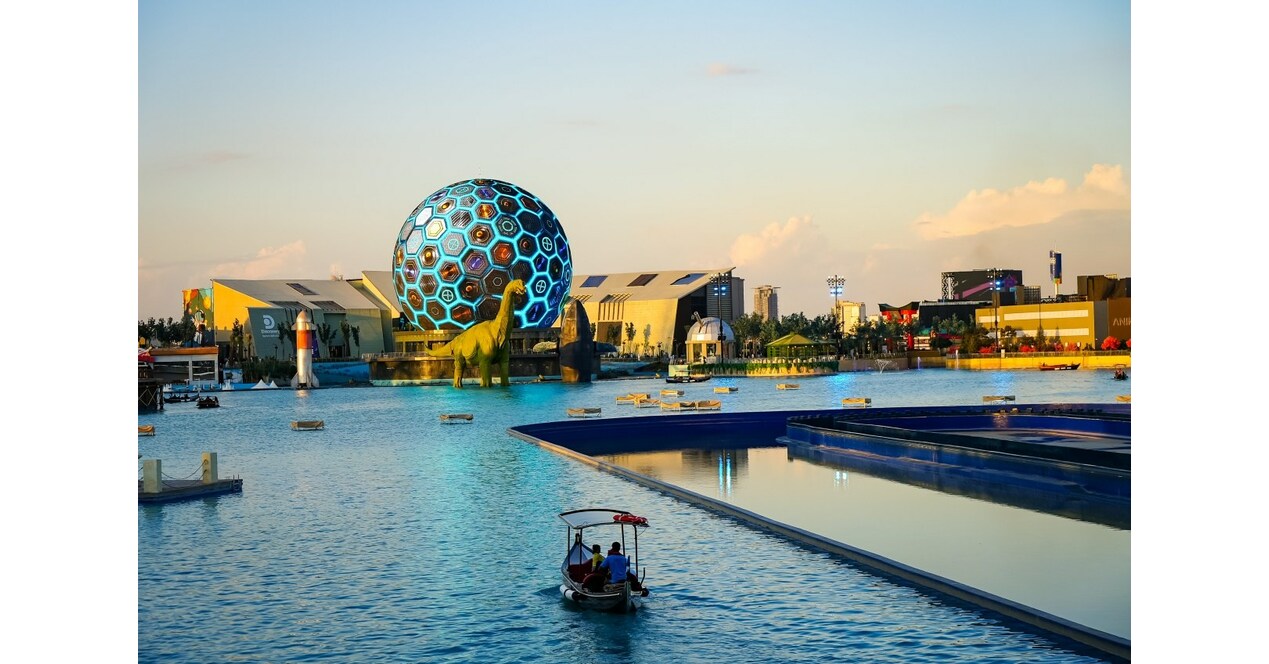 Des &eacute;crans sph&eacute;riques g&eacute;ants &agrave; LED &eacute;merveillent le monde, Unilumin a enflamm&eacute; la saison de Riyad en Arabie Saoudite