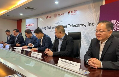 Key executives present in the signing ceremony were (L-R) Gary F.  Ignacio - ePLDT Chief Data Center Officer, Mitch L. Locsin - PLDT and Smart First Vice President and Head of Enterprise and International Business Groups, Victor S. Genuino - ePLDT President & CEO, Quiel Delgado - Radius Telecoms, Inc. President and CEO, Voltaire D. Manahan - Radius Telecoms, Inc. VP and Head of Enterprise & Carrier Business, and Alfredo B. Solis, Jr. - Radius Telecoms, Inc. VP and Head of Business Development.