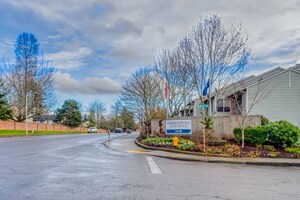 Hamilton Zanze Sells Apartment Complex in Tigard