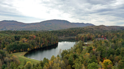 Kanuga's campus features a 30-acre lake and view of Mt. Pinnacle.