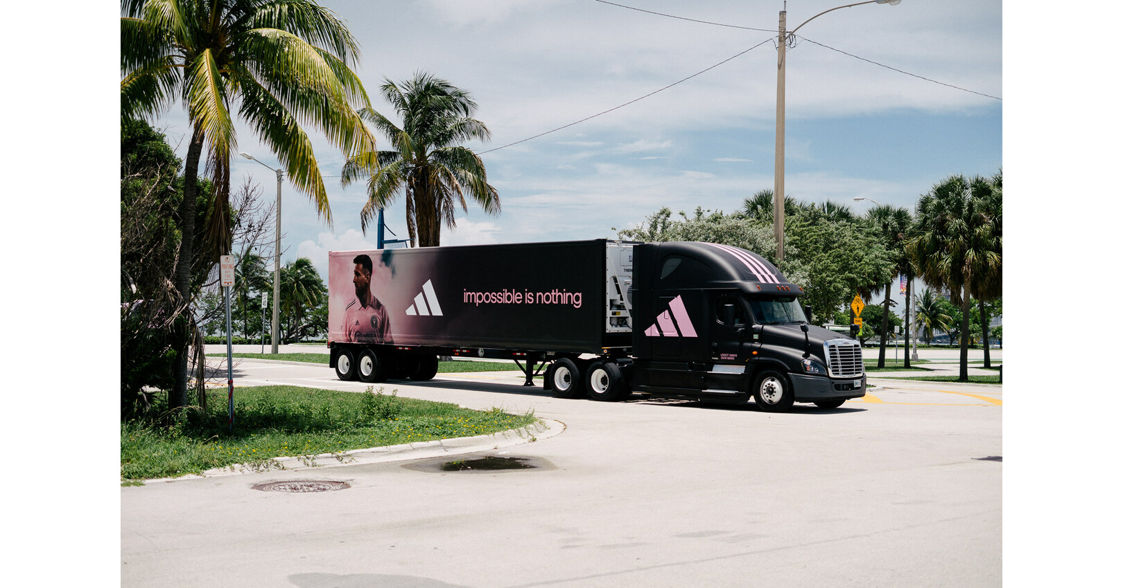 Lionel Messi Receives Pink Adidas Jersey at Inter Miami's Unveiling – WWD