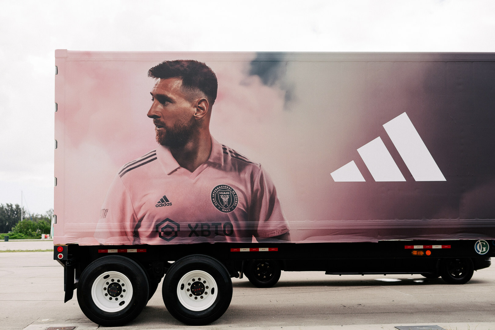 Unable to view the image, Please provide a valid URL.