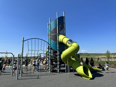 The 10,000 sq. ft. playground space now open to the public at Yorkville's Central Park, built by Mattamy Homes. (CNW Group/Mattamy Homes Limited)