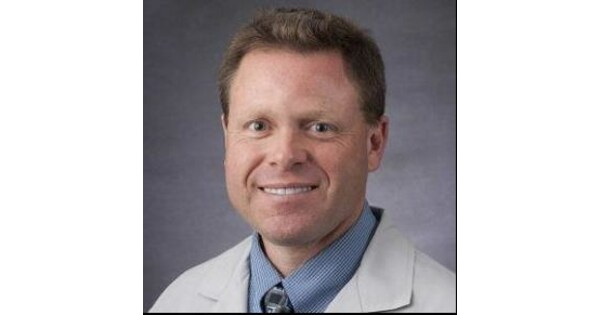 The Inner Circle Acknowledges, Ryon Hennessy, MD, FAAOS as a Top Pinnacle Professional for his contributions to the Field of Orthopedic Surgery