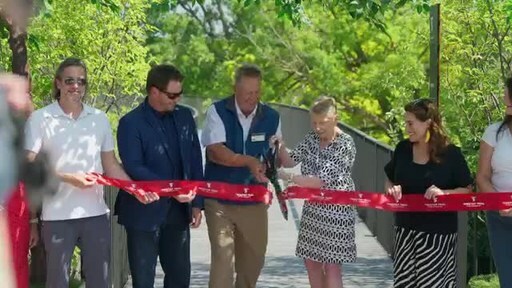 Minnesota Zoo Treetop Trail Now Open - World's Longest Elevated Pedestrian Loop opens to thousands of enthusiastic nature lovers.