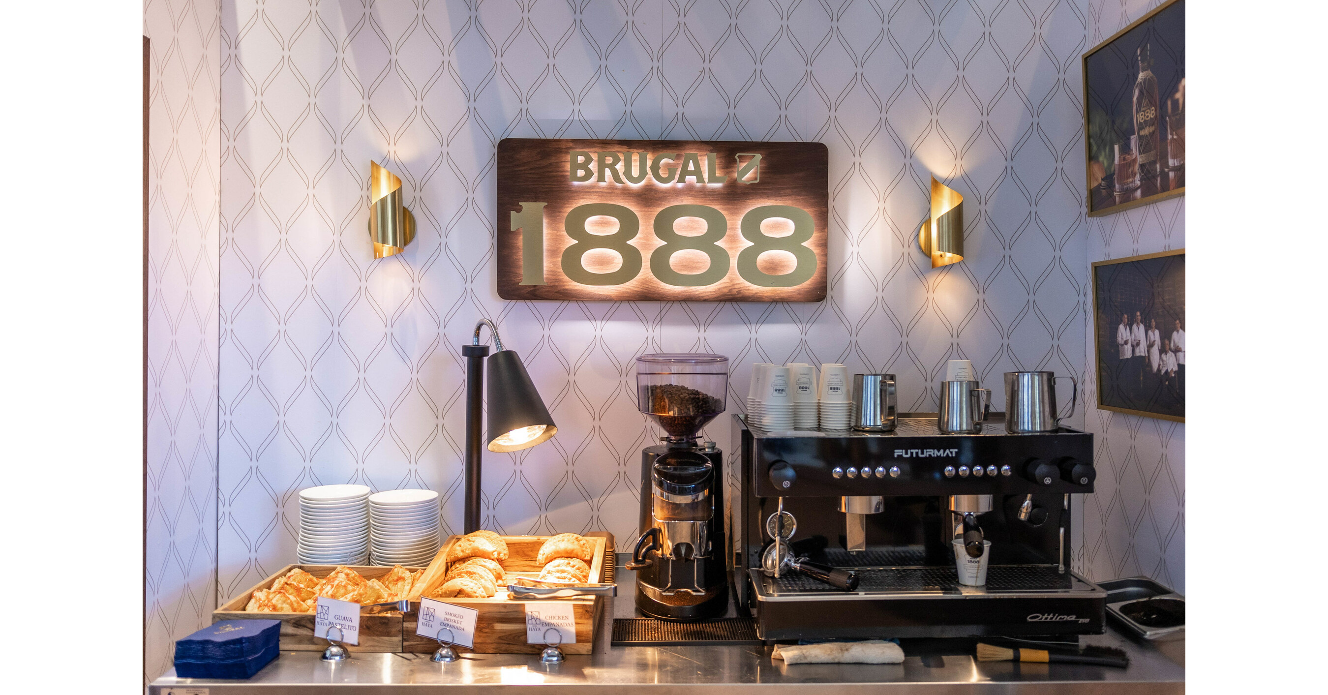 Experience Journeying the Announces Mobile Return With 1888 New La Across Florida of Ventanita\' Await at Brugal \'Wonders