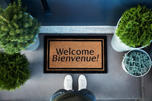 Canadians put out the Welcome mat for RBC’s First Home Savings Account (FHSA)! (CNW Group/RBC Royal Bank)