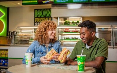 Nearly 10,000 Superfans Raised Their Hands to Become ‘Subway’ 
And Win Free Subs for Life. (PRNewsfoto/Subway Restaurants)