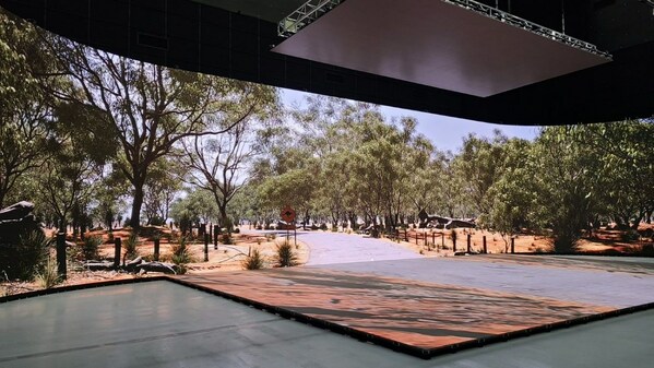 Unable to view the image, Please provide a valid URL.