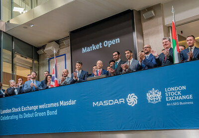 Abu Dhabi Future Energy Company PJSC – Masdar has today marked the successful completion of its first green bond issuance for US$750 million 10-year senior unsecured Notes at London Stock Exchange (LSE). The market opening was attended by HE Dr Sultan Al Jaber, UAE Minister of Industry and Advanced Technology, COP28 President-Designate and Chairman of Masdar, HE Dr Thani bin Ahmed Al Zeyoudi, Minister of State for Foreign Trade, Ambassador HE Mansoor Abulhoul, UAE Ambassador to the UK, and Masdar Chief Executive Officer, Mohamed Jameel Al Ramahi. 