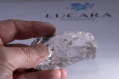 LUCARA ANNOUNCES RECOVERY OF FOURTH DIAMOND IN EXCESS OF 1,000 CARATS FROM THE KAROWE MINE IN BOTSWANA, A 1,080 CARAT TYPE IIA WHITE GEM QUALITY DIAMOND FROM THE SOUTH LOBE (CNW Group/Lucara Diamond Corp.)