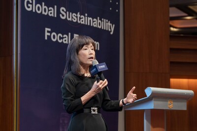 “We are now at the crossroads between us and the future generation. Through talent cultivation and knowledge dissemination, step by step, with efforts from the corporate world, a beacon of hope emerges for a more promising future,” Dr. Su expresses. (photo by SDGs Index Taiwan)